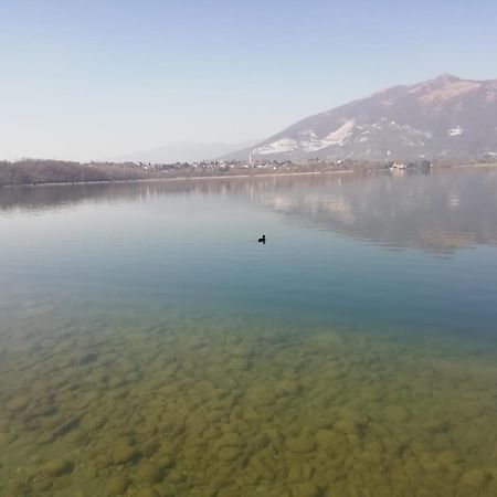 La Poesia Del Lago Oggiono Exterior foto